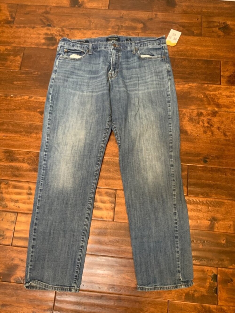 Lucky Brand Blue Medium Wash Denim 221 Straight Leg Jeans, Size 38